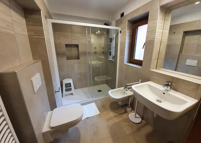 Azalea & Domo 5 Apartment Baveno